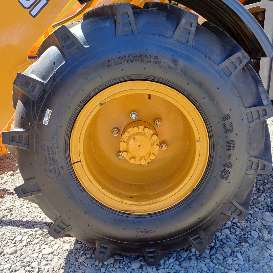 Retroexcavadora Carga 1000 Kg Pro A/C