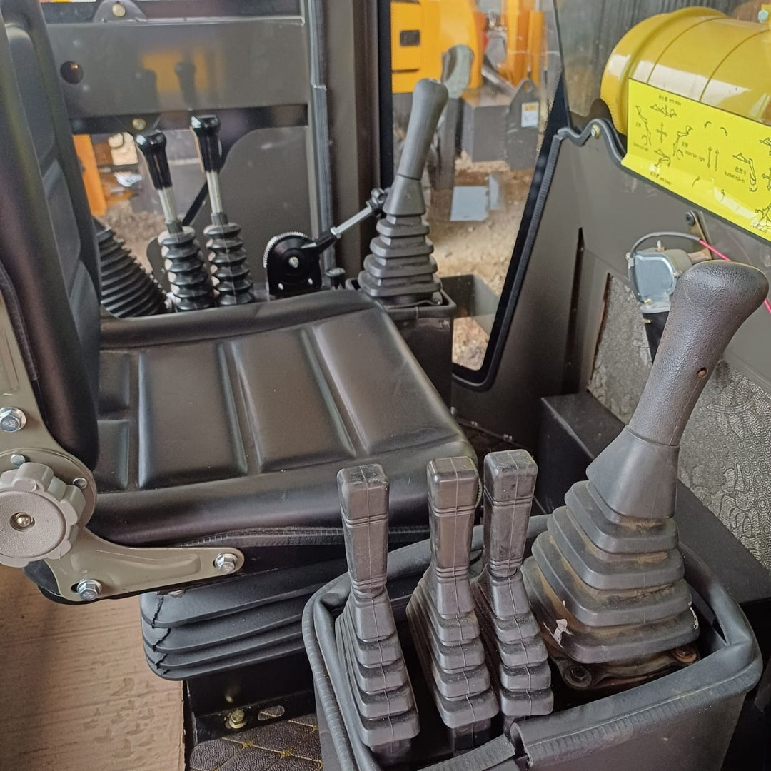 Retroexcavadora Pro Carga 1500 Kg A/C