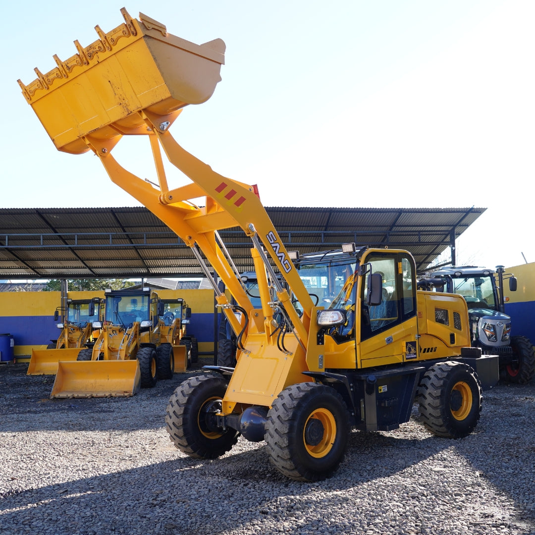 Cargador Frontal Bajo Carga 1500 Kg