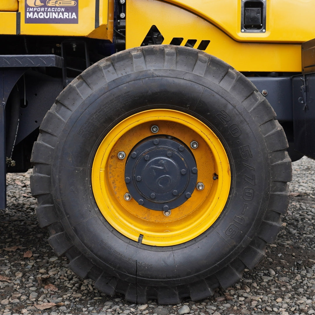 Cargador Frontal Bajo Carga 1000 Kg