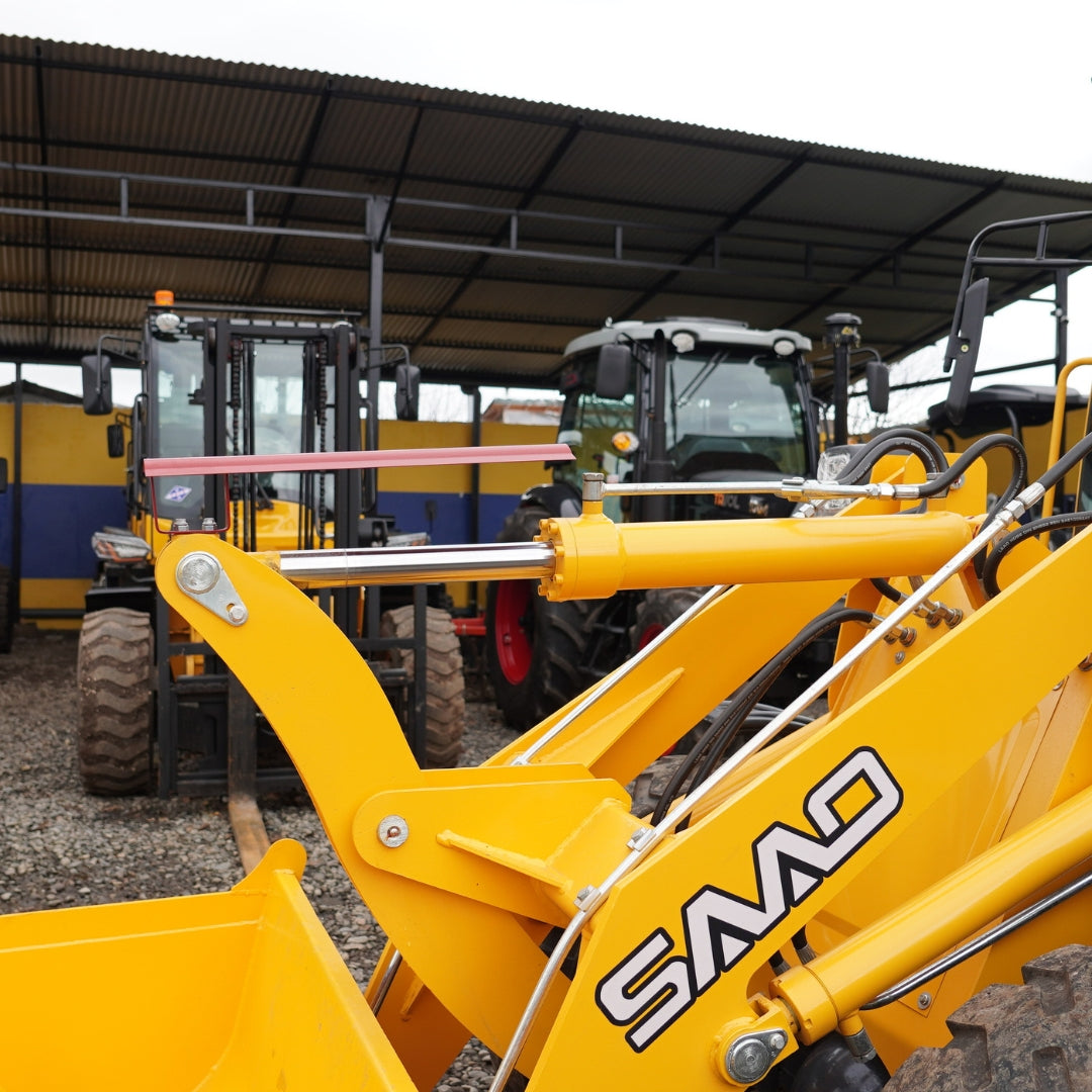 Cargador Frontal Bajo Carga 1000 Kg