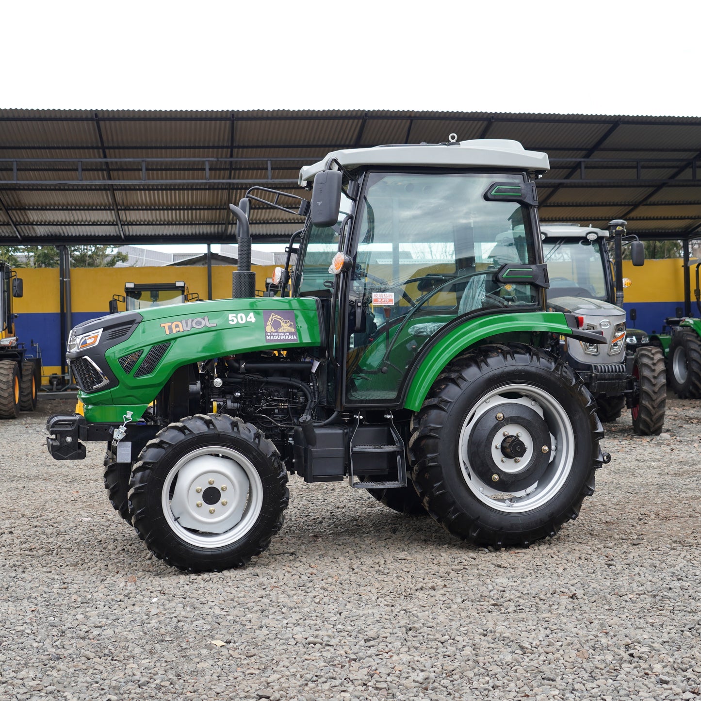 Tractor 4x4 Cabinado 50 HP