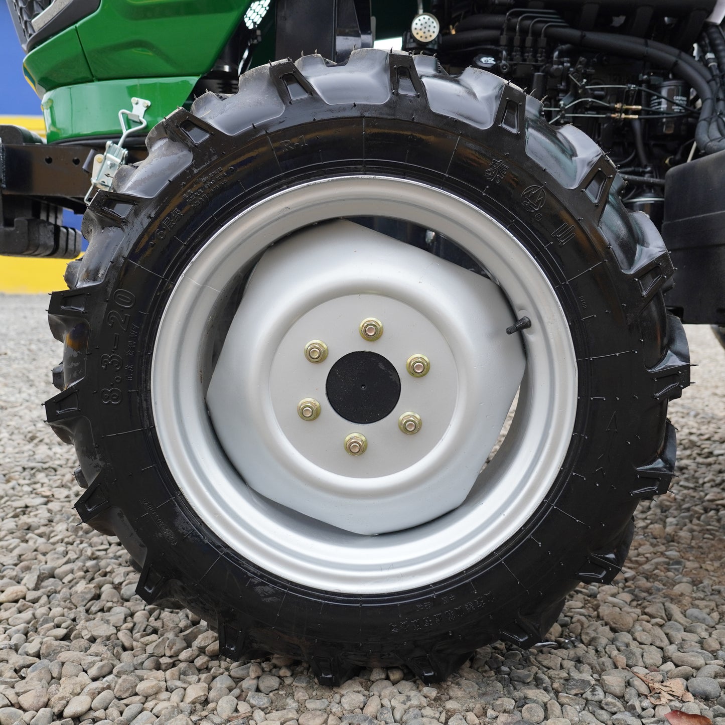 Tractor 4x4 Cabinado 50 HP