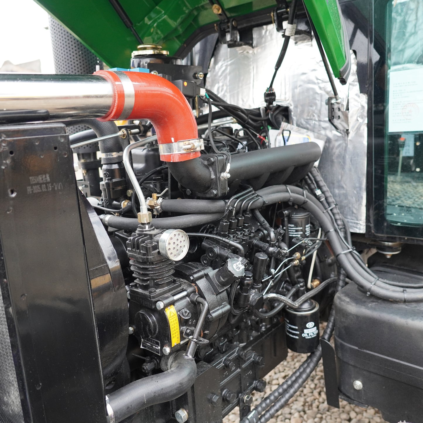 Tractor 4x4 Cabinado 50 HP