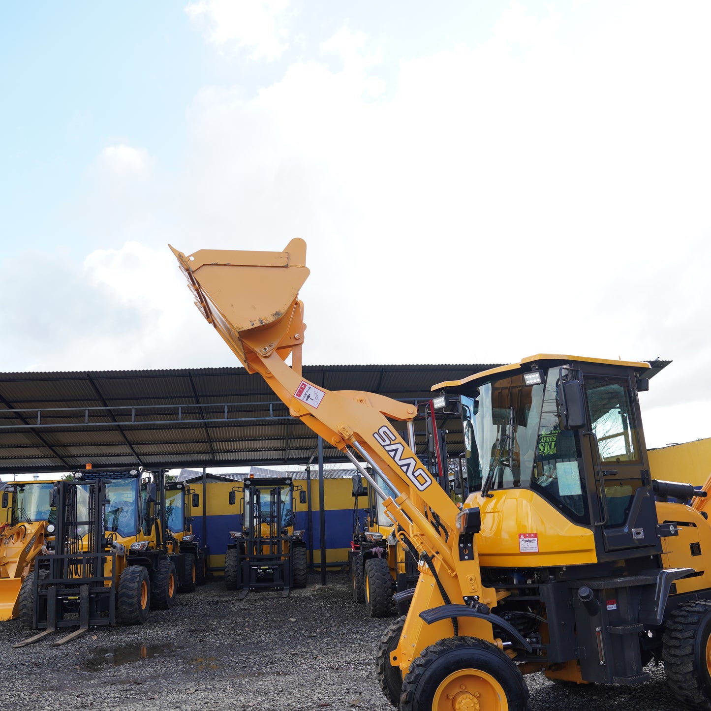 Retroexcavadora Work Carga 1000 Kg