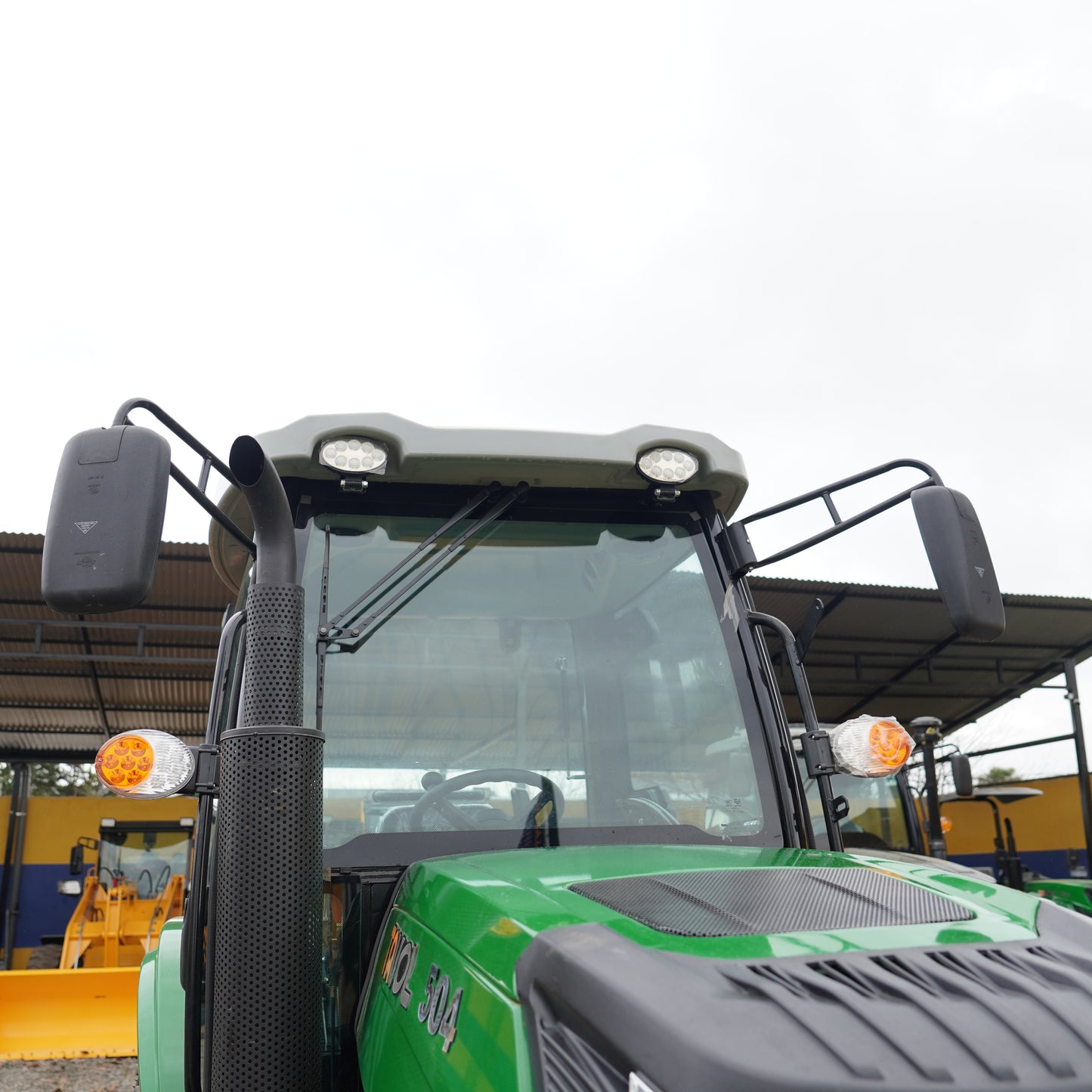 Tractor 4x4 Cabinado 50 HP