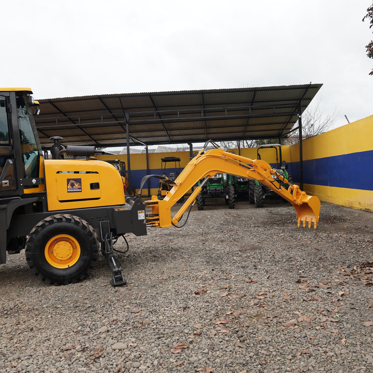 Retroexcavadora Work Carga 2000 Kg Turbo