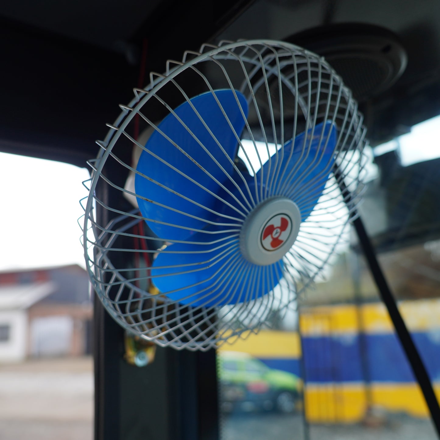 Retroexcavadora Carga 1000 Kg Work