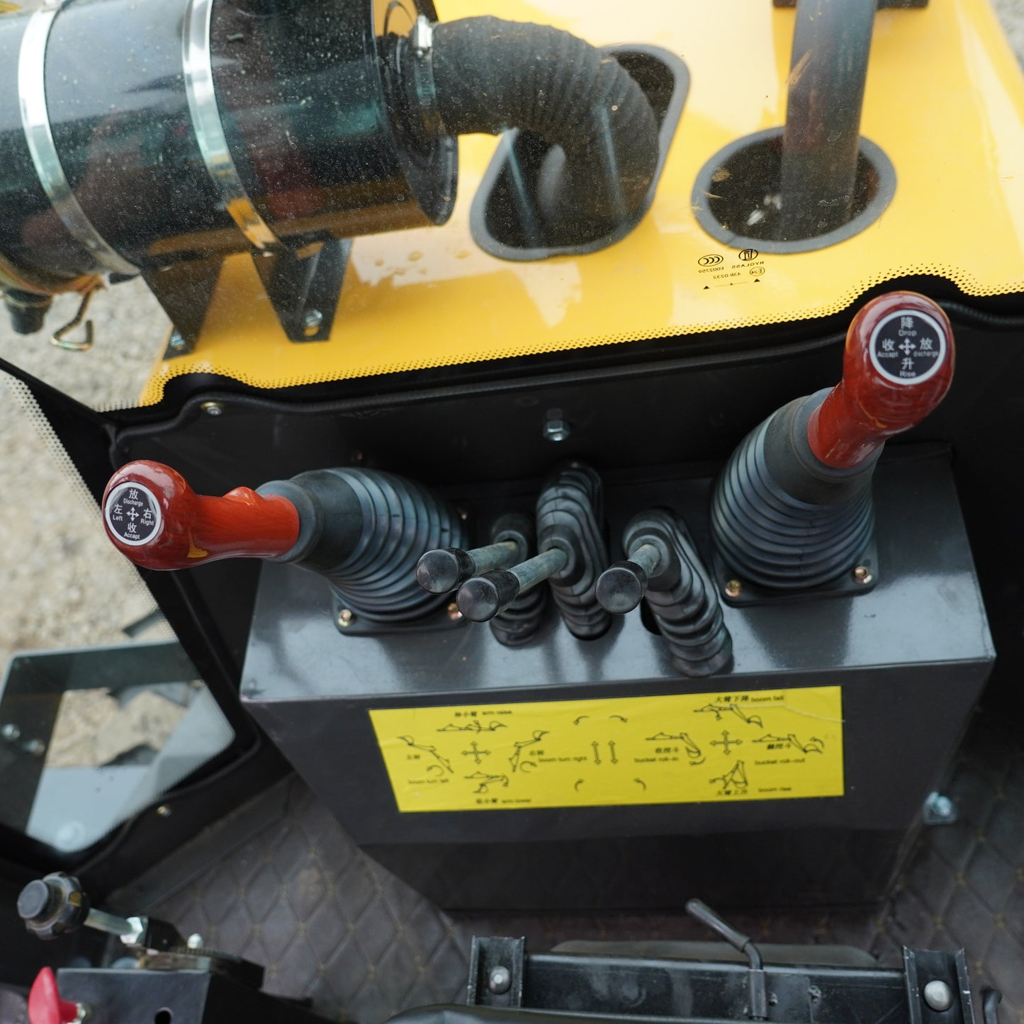 Retroexcavadora Work Carga 2000 Kg Turbo
