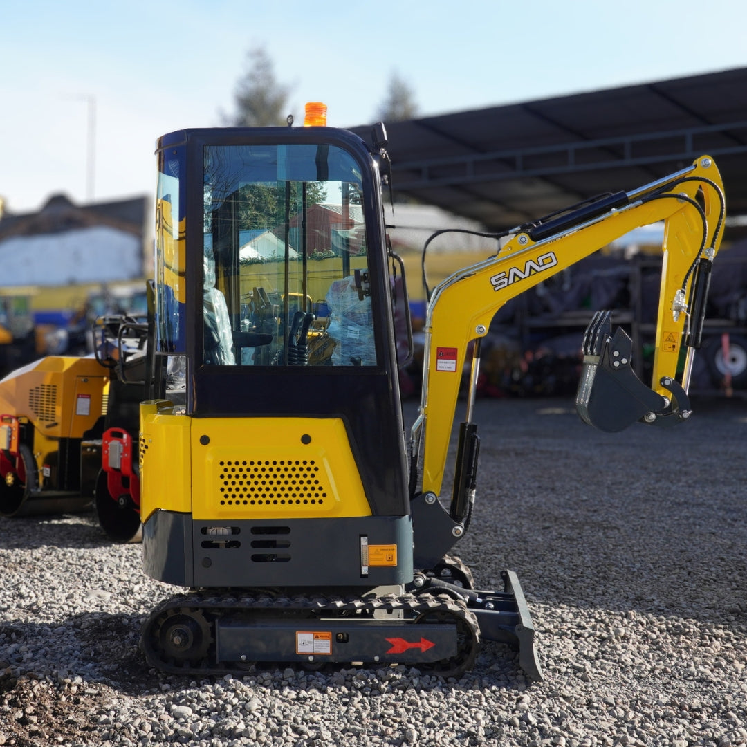 Miniexcavadora SE17 Con Cabina Enfriada Por Agua