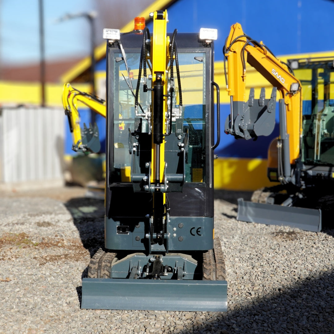 Miniexcavadora SE17 Con Cabina Enfriada Por Agua