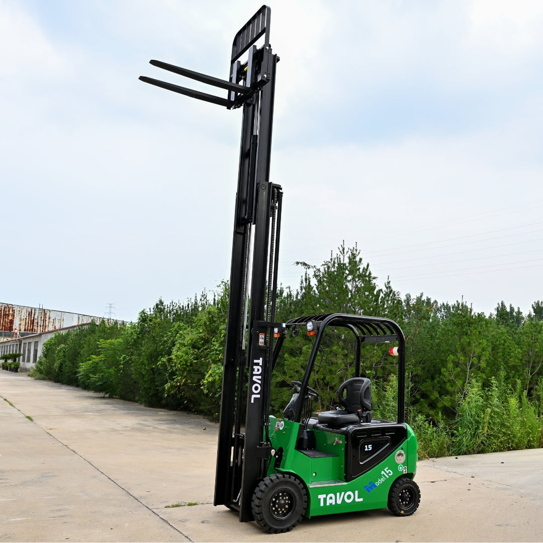 Grúa Horquilla Eléctrica Litio 1500 kg 4.5m