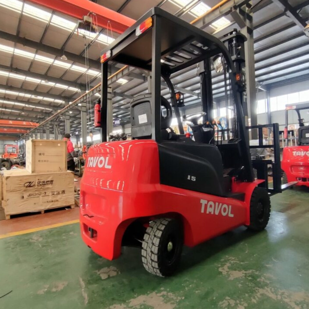 Grúa Horquilla Eléctrica Litio 1500 Kg 4.5m