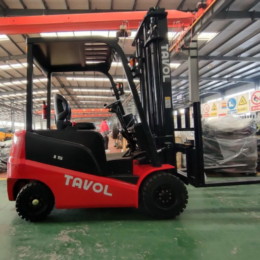 Grúa Horquilla Eléctrica Litio 1500 Kg 4.5m