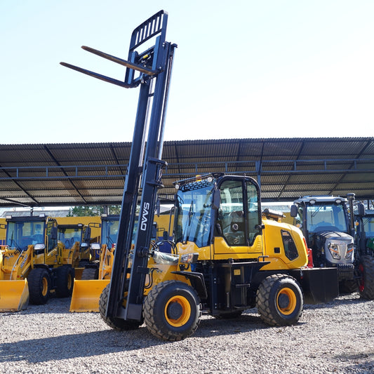 Grúa Horquilla 4x4 Carga 3500 Kg, 4m A/C