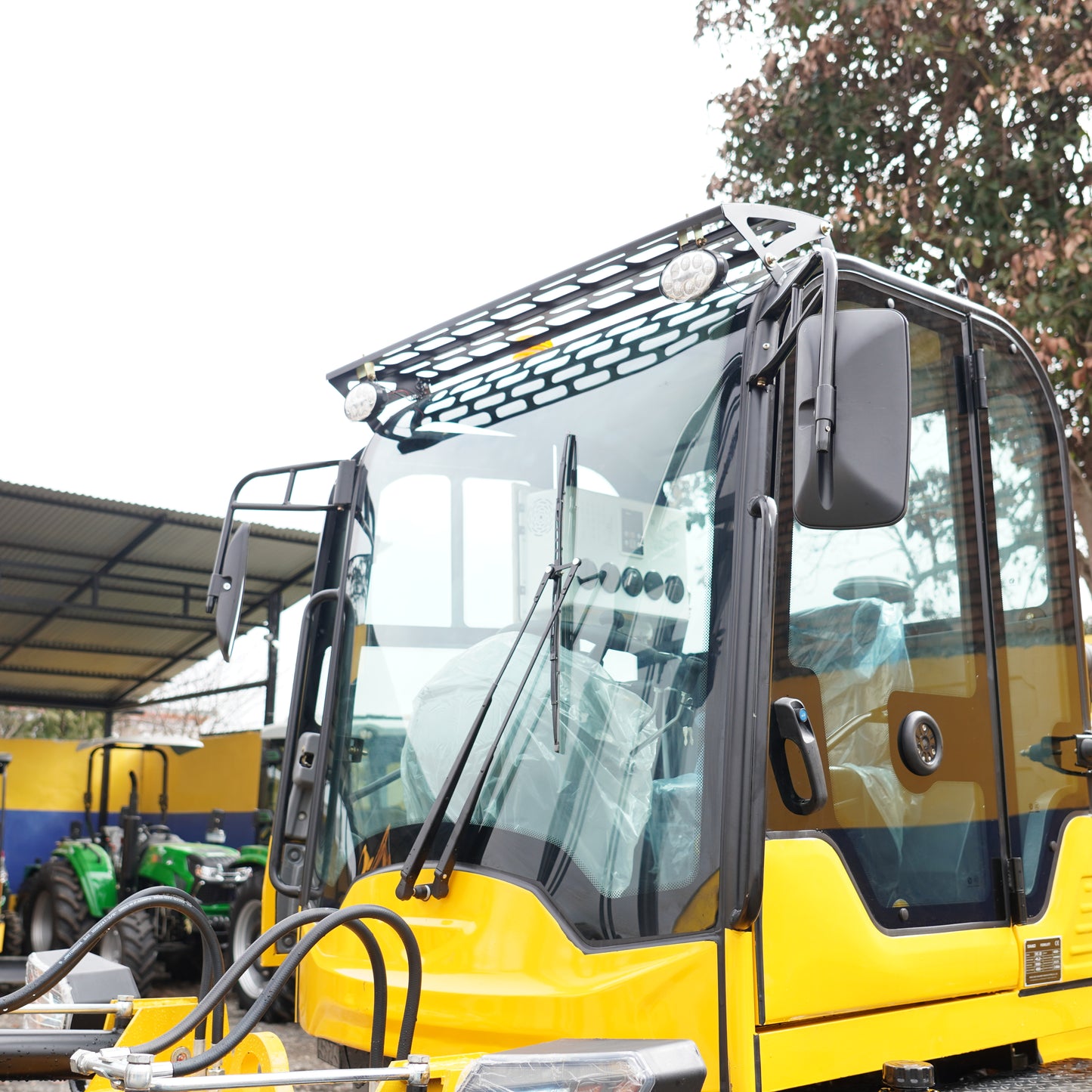 Grúa Horquilla 4x4 Carga 3000 Kg, 4m A/C