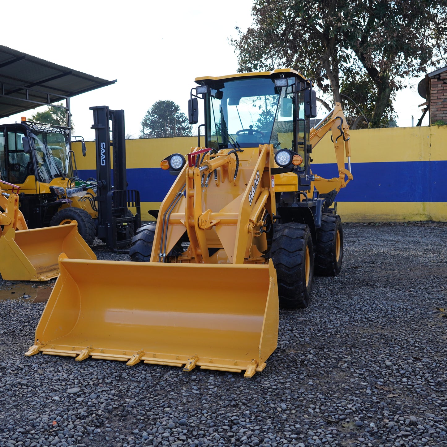 Retroexcavadora Work Carga 1500 Kg