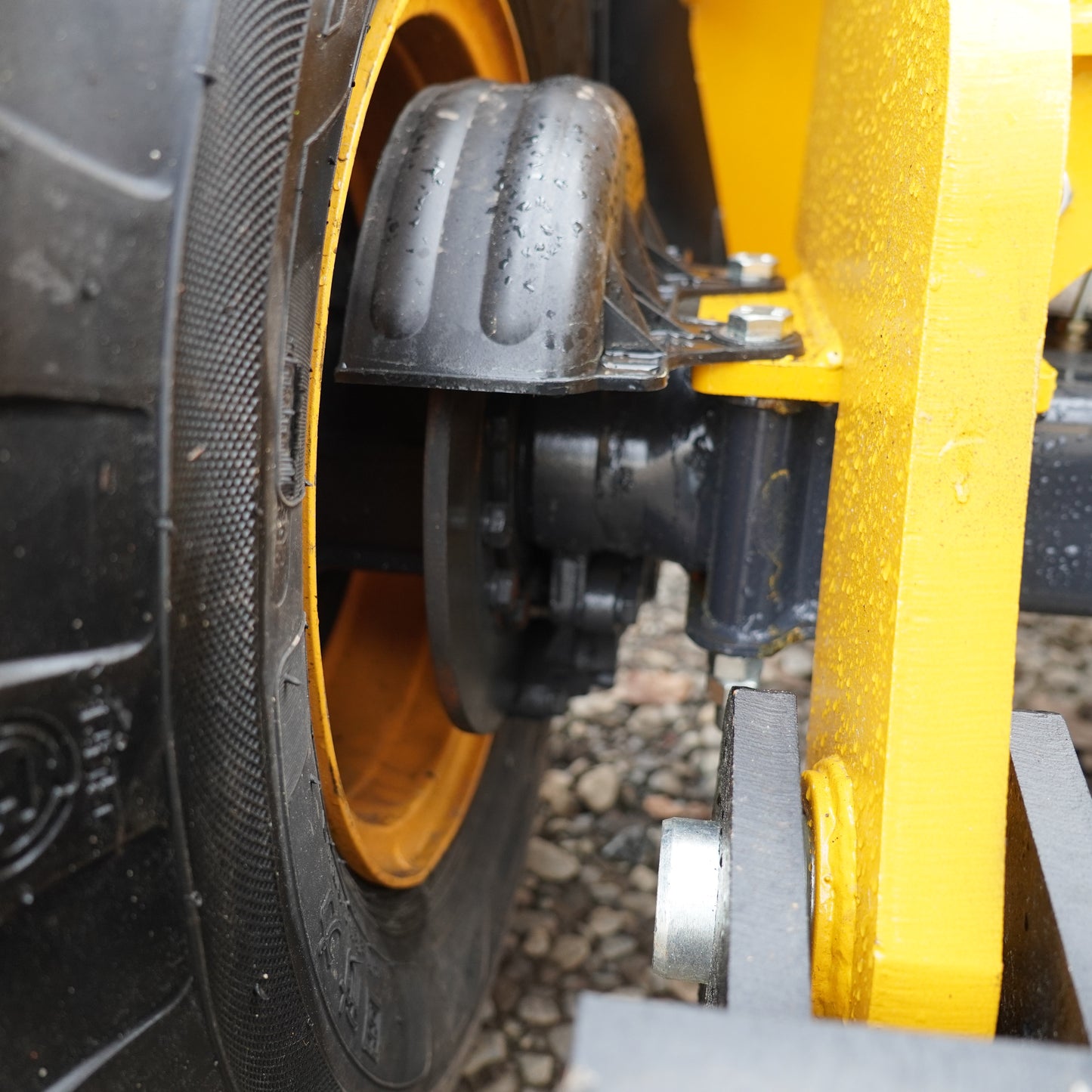 Grúa Horquilla 4x4 Carga 3000 Kg, 4m A/C