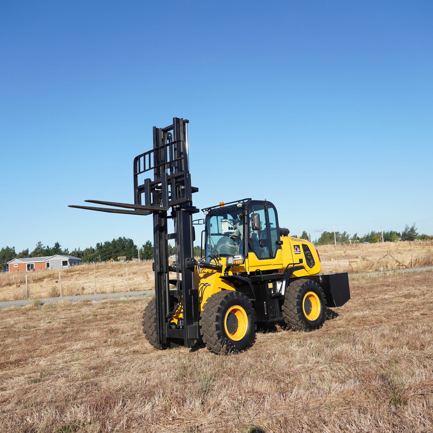 Grúa Horquilla 4x4 Carga 4000 Kg, 4m A/C Turbo