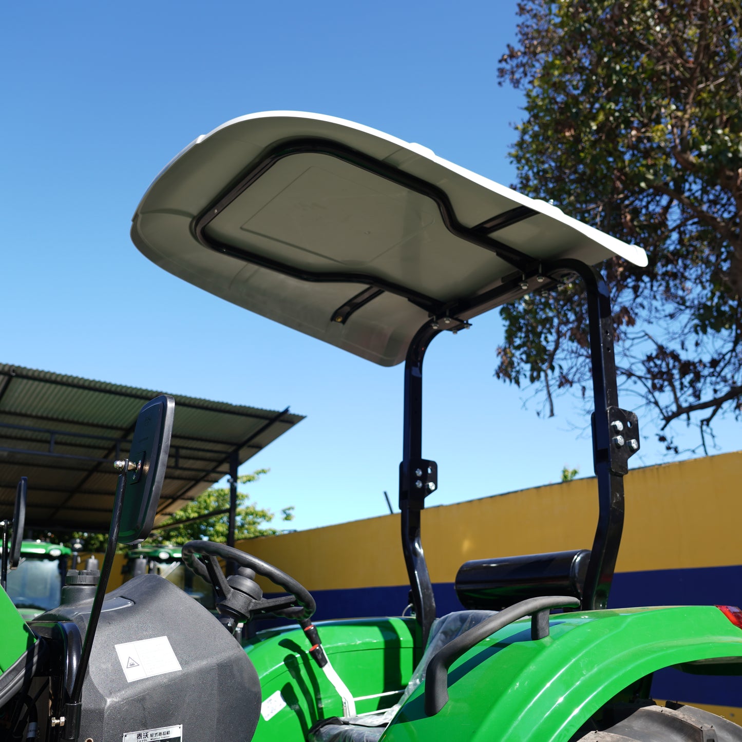 Tractor 4x4 Techo 50 HP