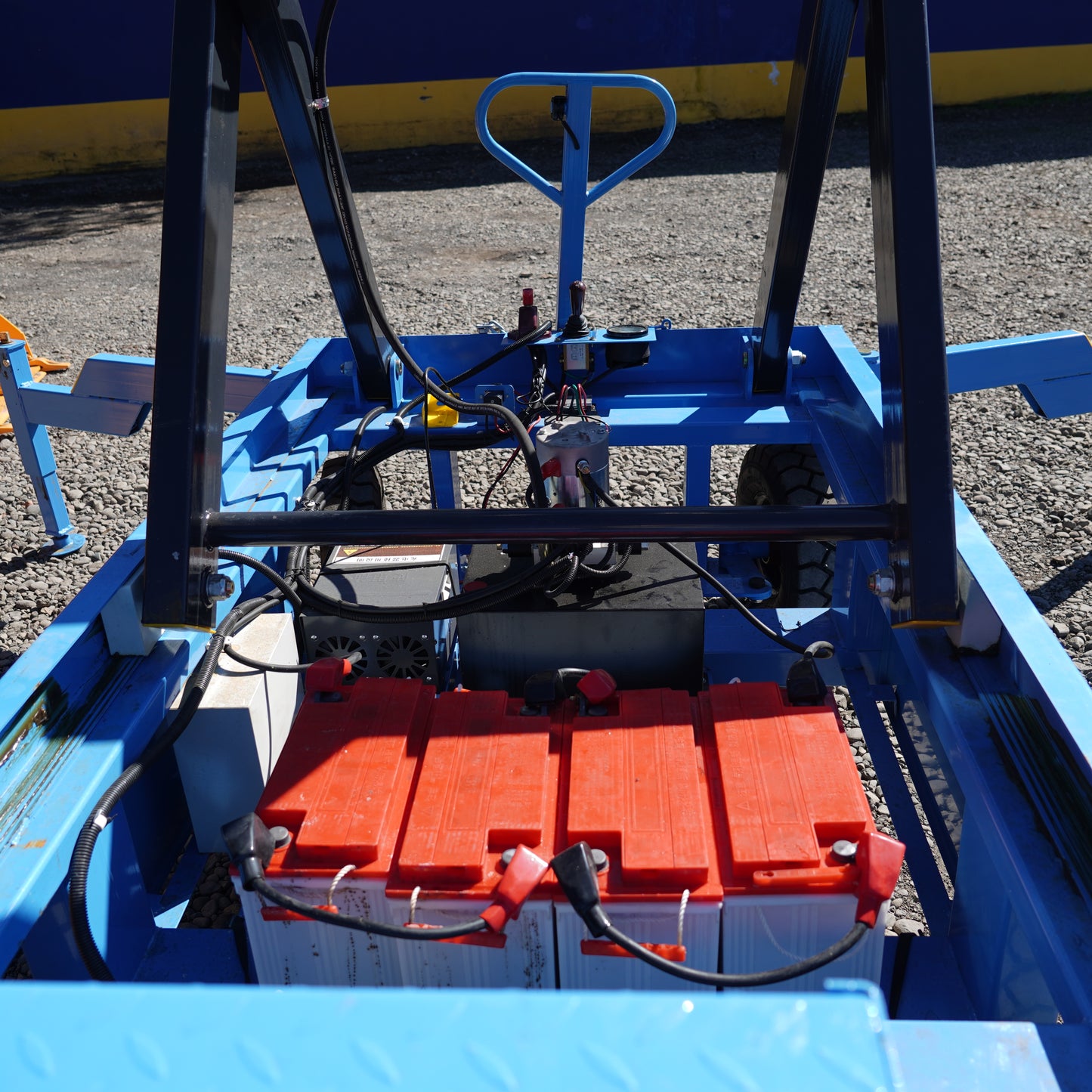 Alza Hombre Tijera 10 Metros Doble Asistencia Eléctrica