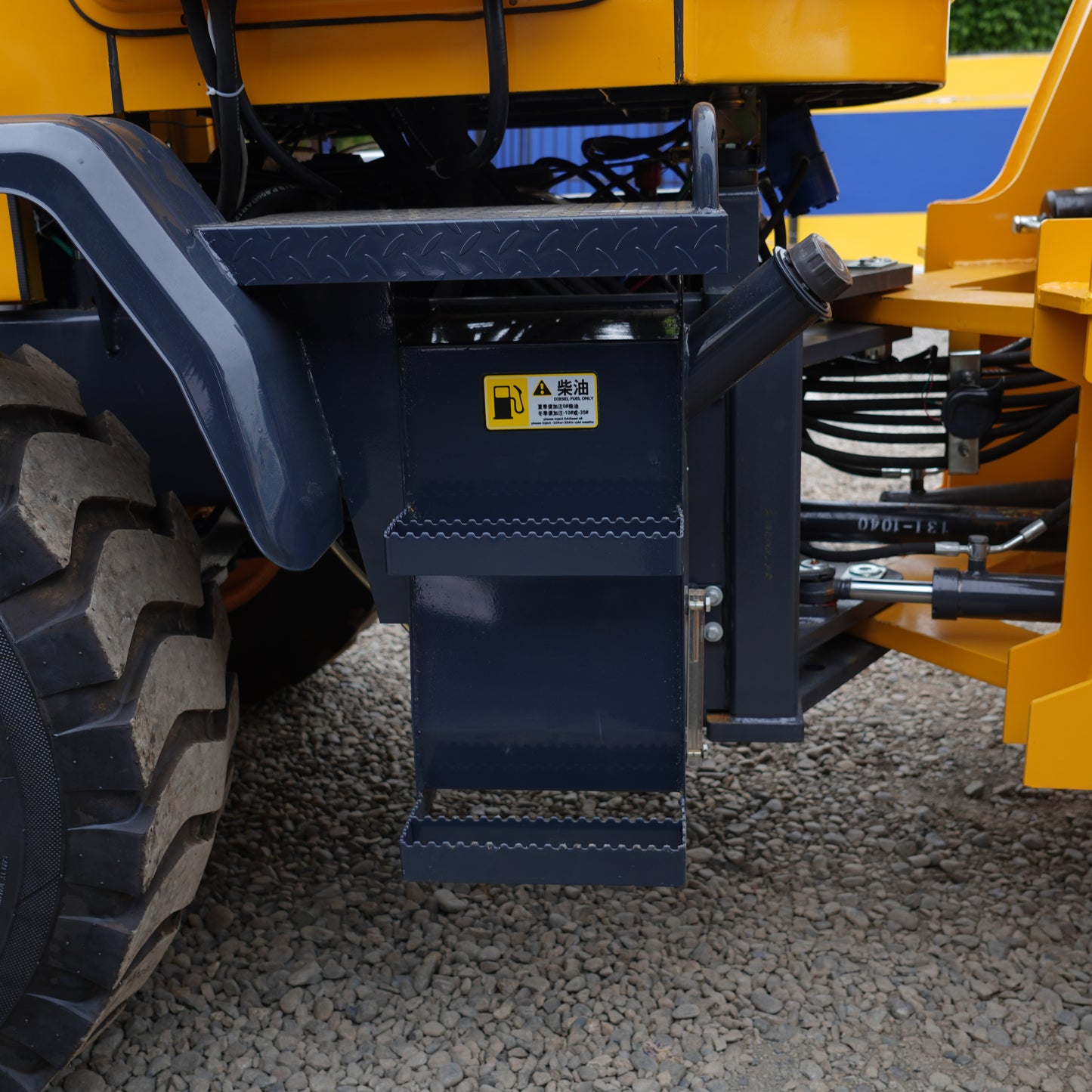 Cargador Frontal SZ930 125 HP Turbo