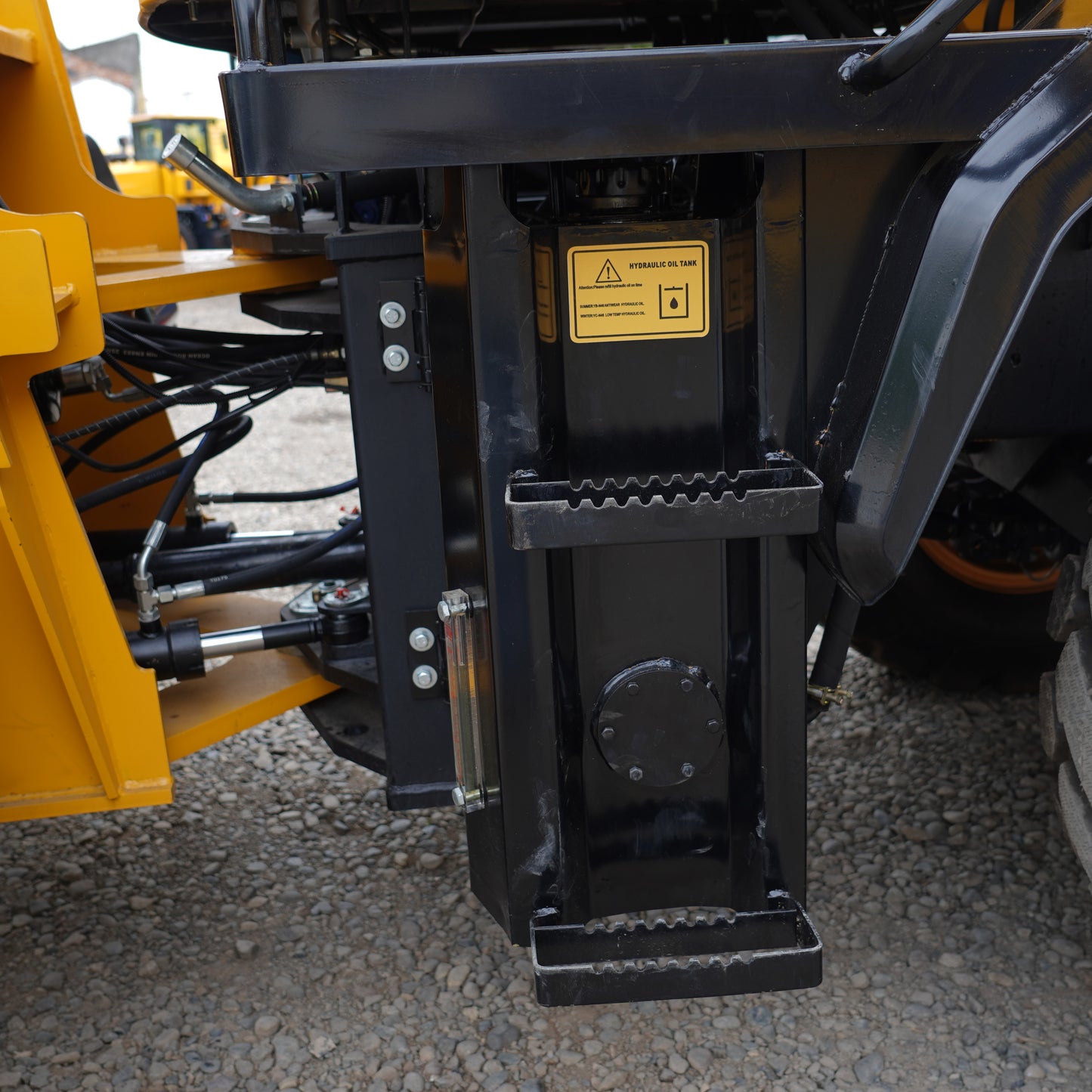 Grúa Horquilla 4x4 Carga 4000 Kg, 4m A/C Turbo