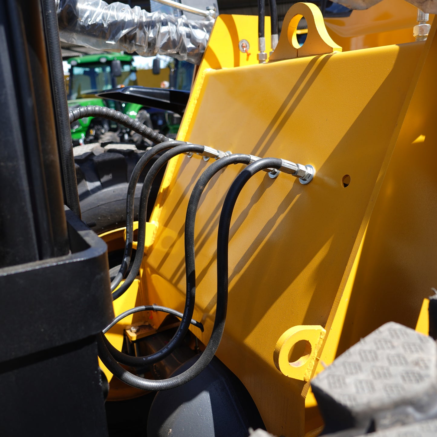 Grúa Horquilla 4x4 Carga 5000 Kg, 4m A/C Turbo