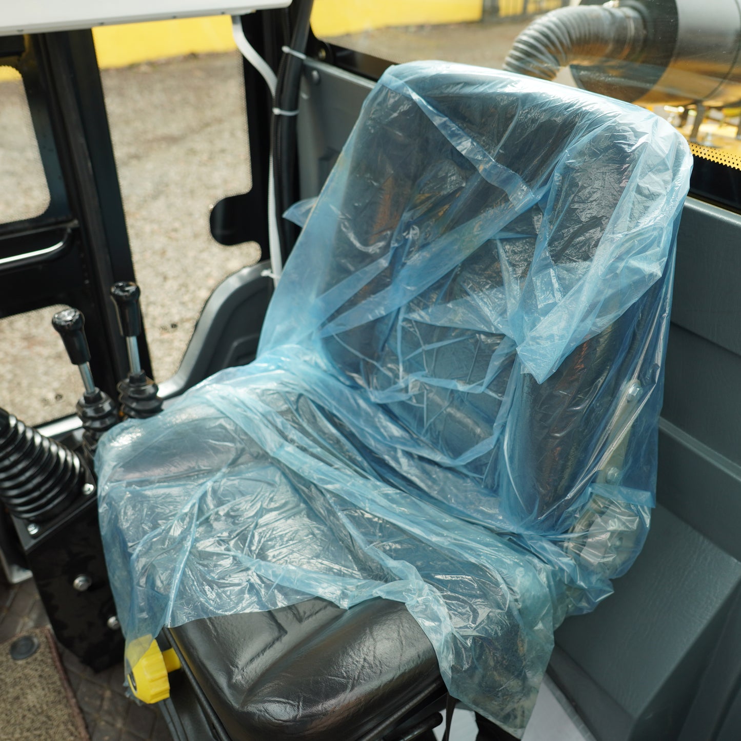 Grúa Horquilla 4x4 Carga 3000 Kg, 4m A/C