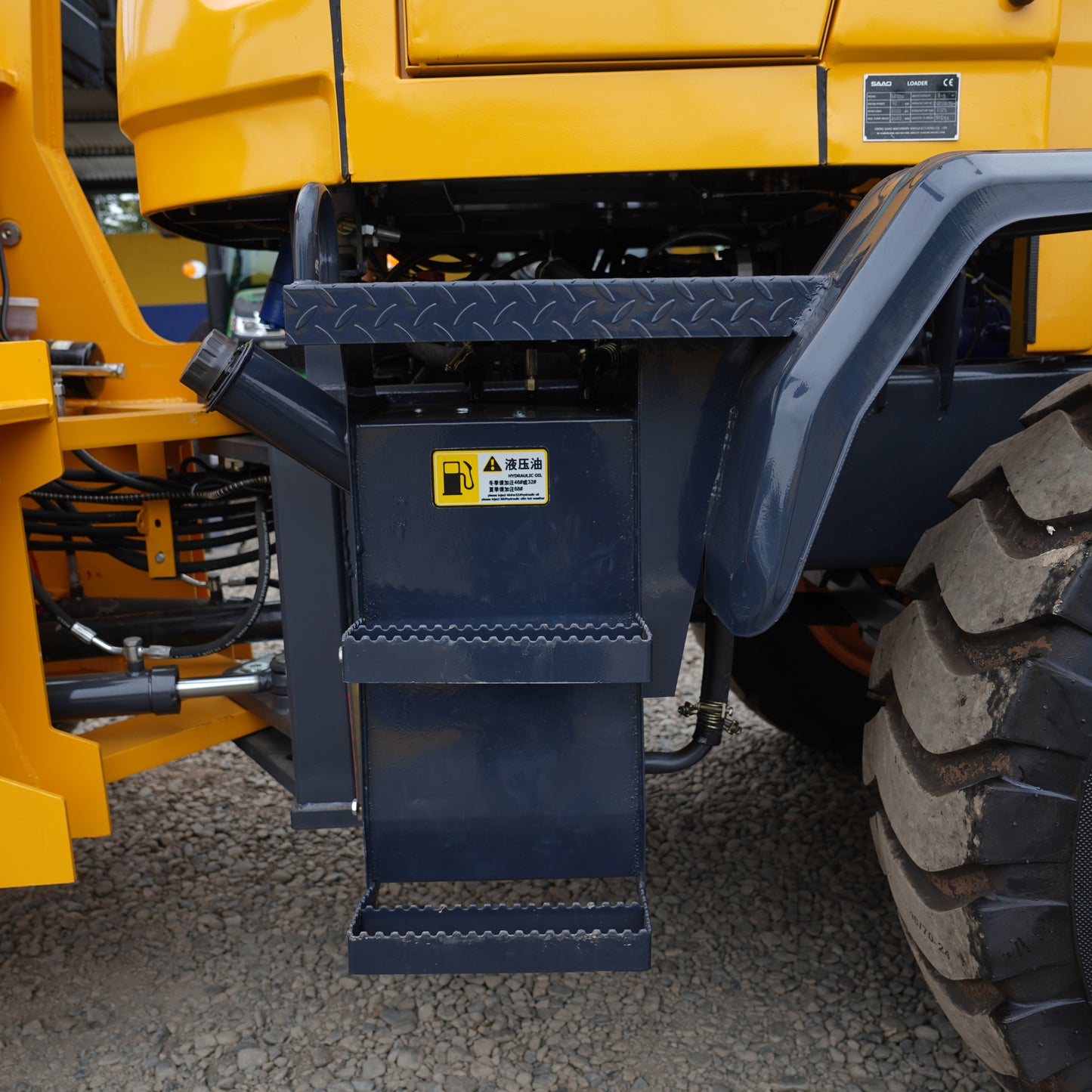 Cargador Frontal SZ930 125 HP Turbo