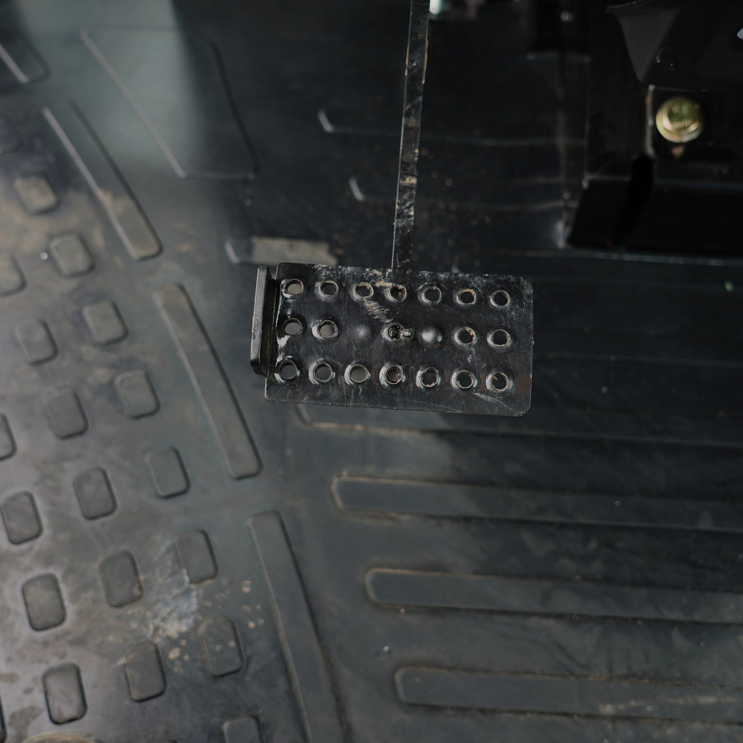 Tractor 4x4 Cabinado 70 HP Turbo A/C