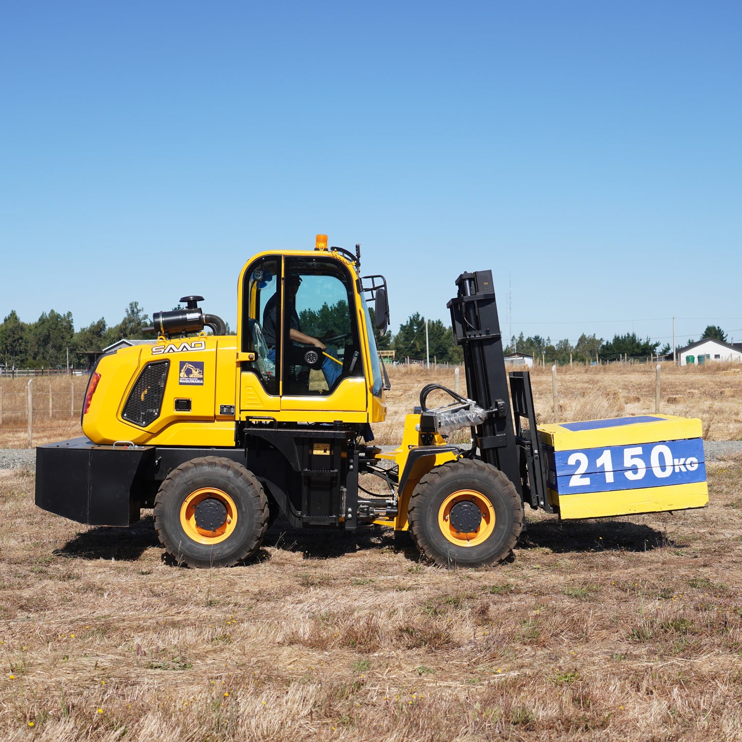 Grúa Horquilla 4x4 Carga 3000 Kg, 3m