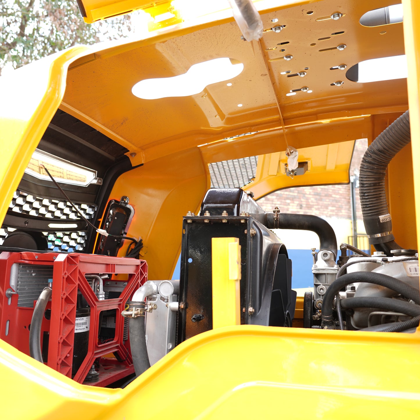 Grúa Horquilla 4x4 Carga 5000 Kg, 4m A/C Turbo