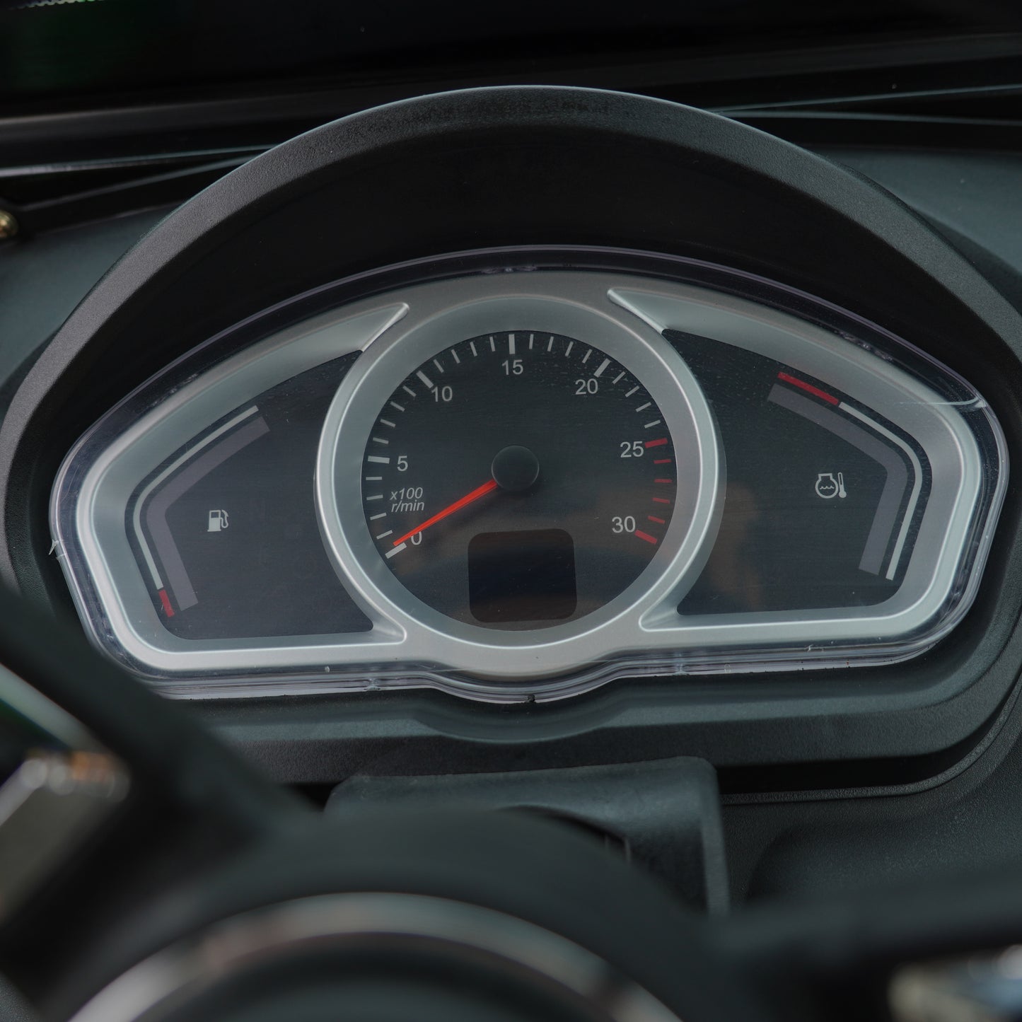 Tractor 4x4 Cabinado 70 HP Turbo A/C