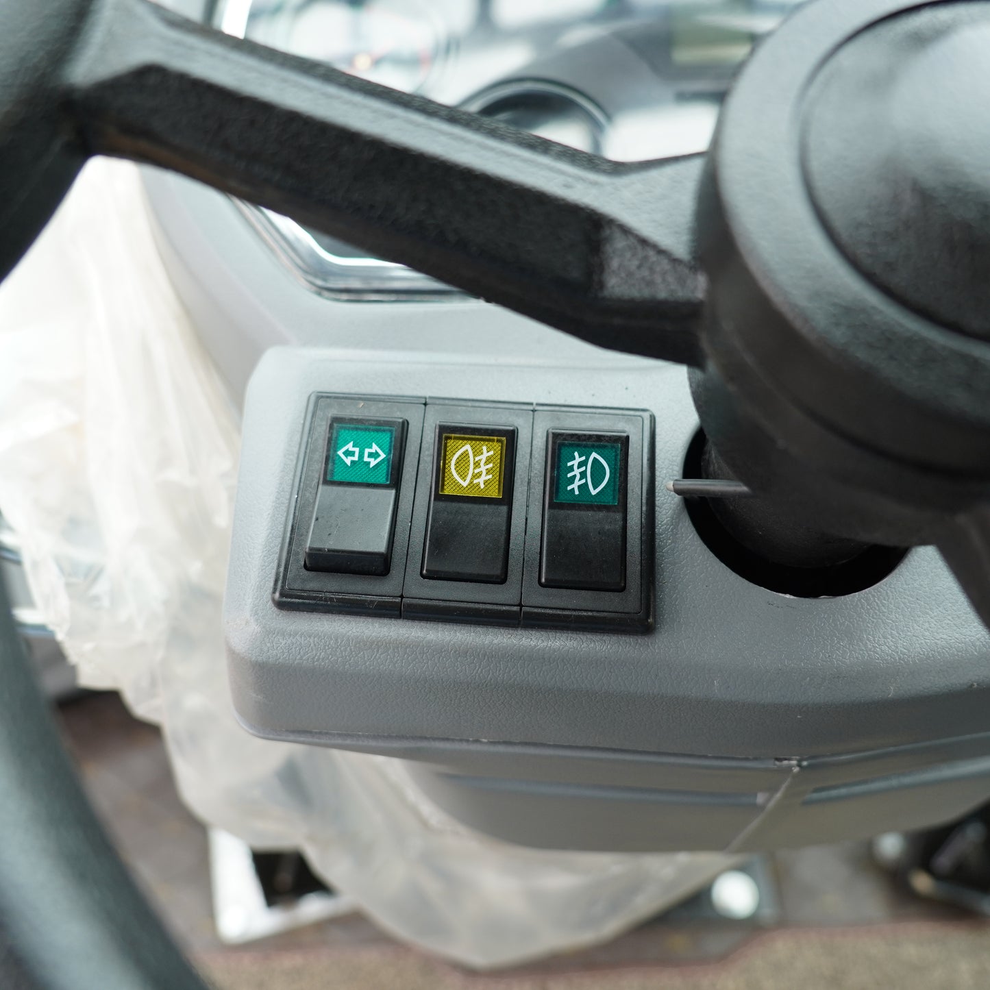 Grúa Horquilla 4x4 Carga 3000 Kg, 4m A/C