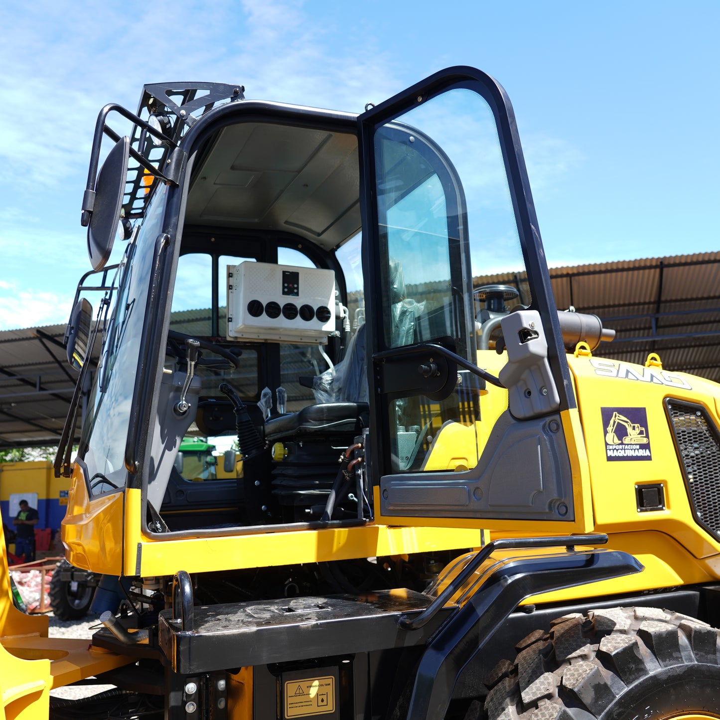 Grúa Horquilla 4x4 Carga 5000 Kg, 4m A/C Turbo