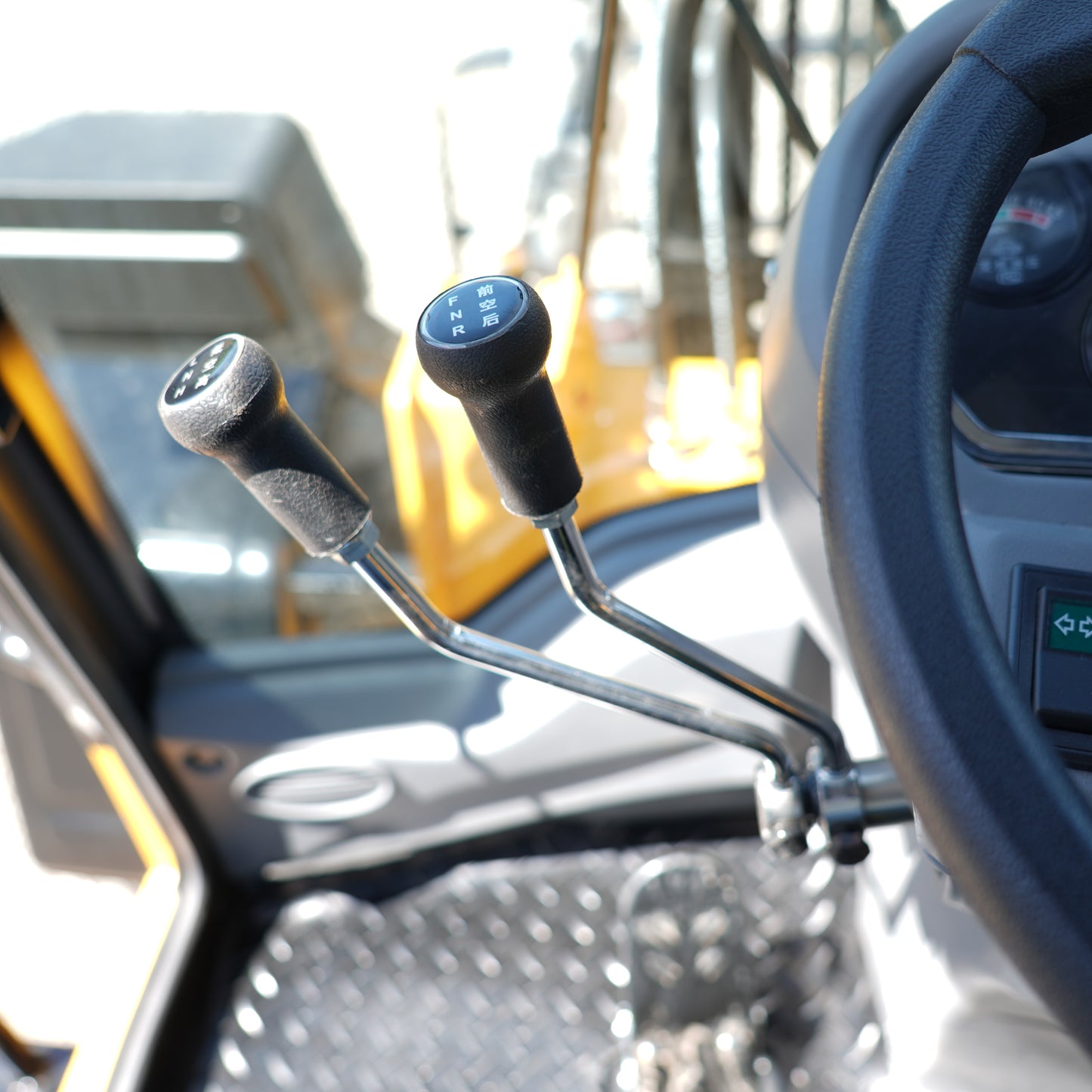 Grúa Horquilla 4x4 Carga 5000 Kg, 4m A/C Turbo