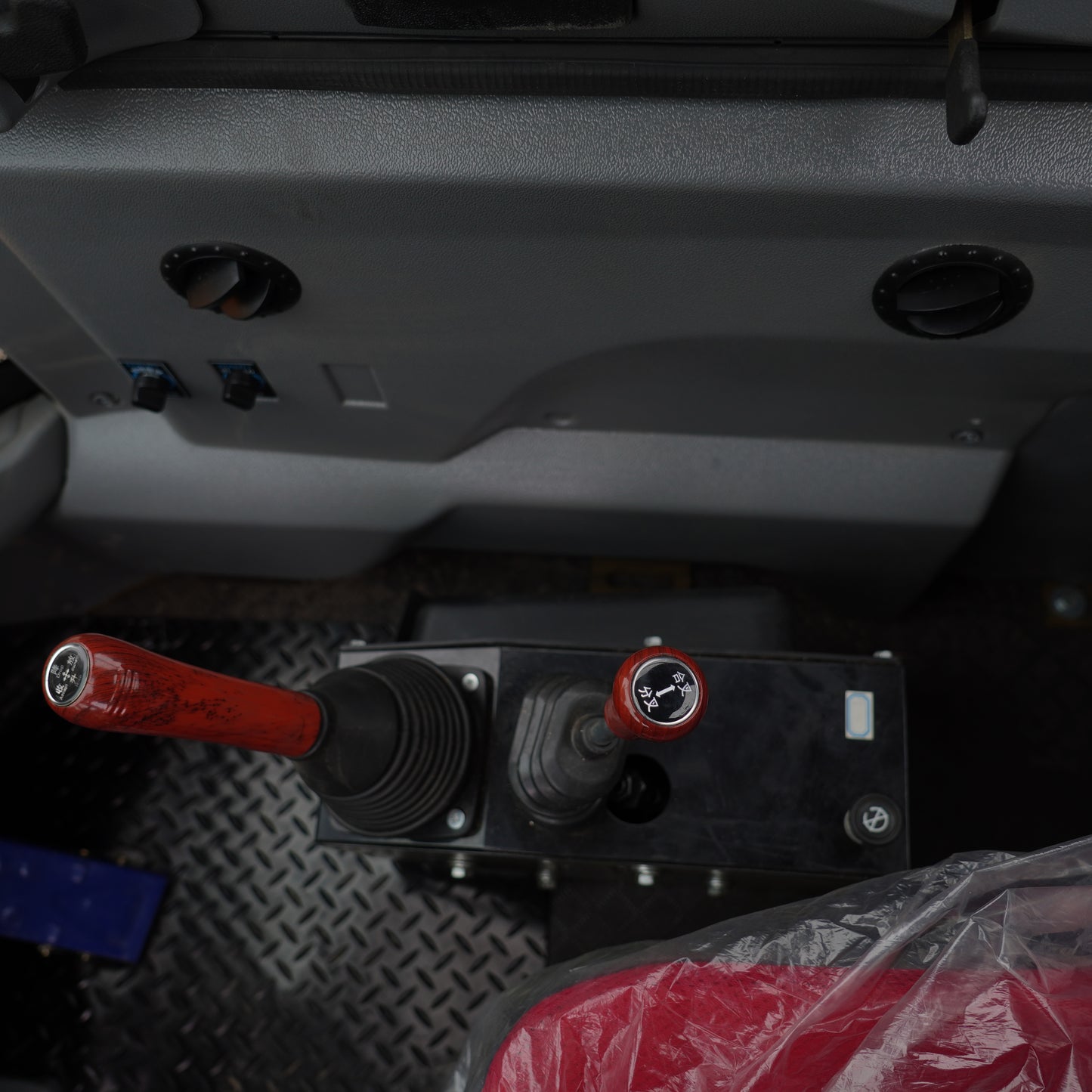 Cargador Frontal SZ930 125 HP Turbo