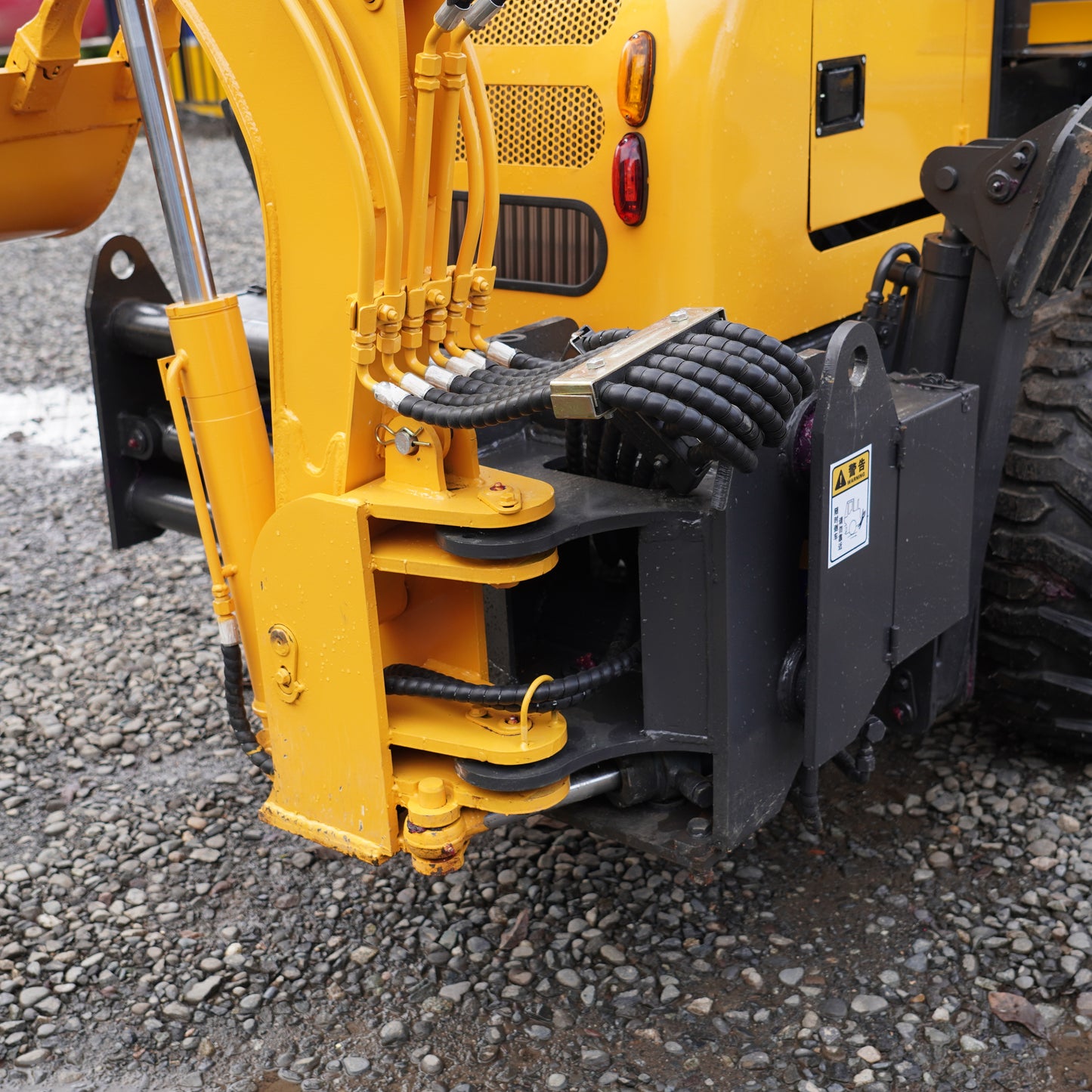 Retroexcavadora Work Carga 1000 Kg