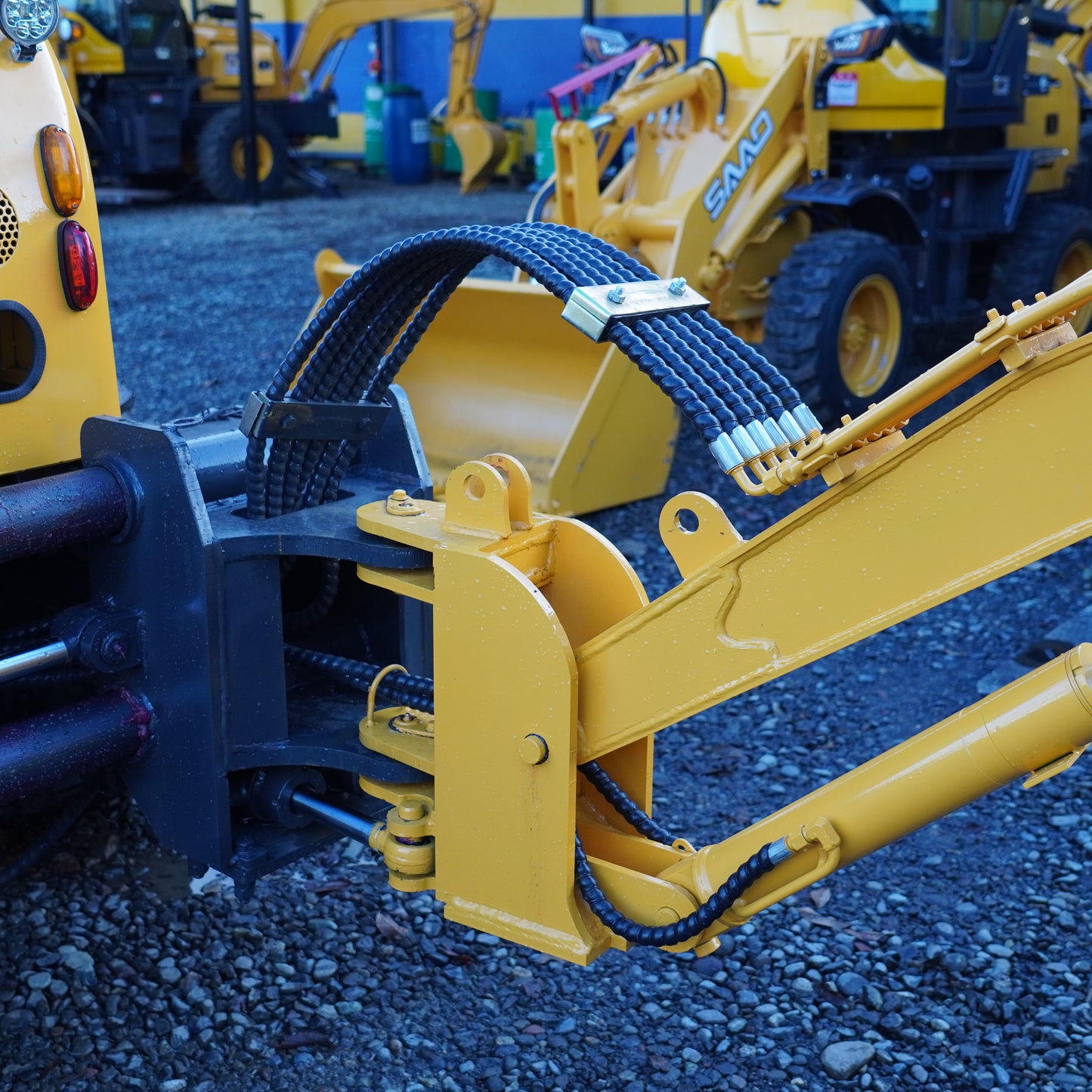 Retroexcavadora Work Carga 1500 Kg